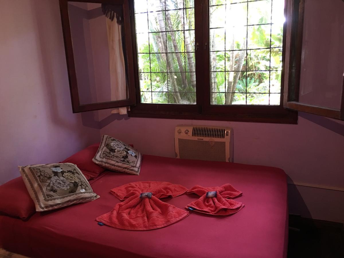 Garden Stone hostel Puerto Iguazú Buitenkant foto